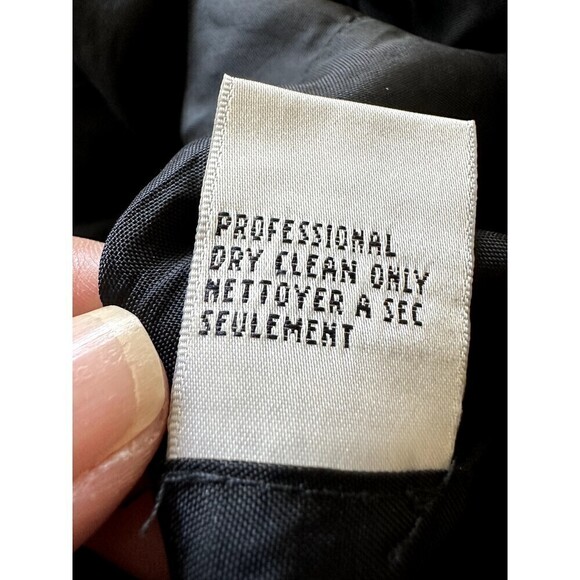 Talbots Petites Woman's Black Rhinestone Cropped Blazer Size 8 Event Holiday - Picture 3 of 16